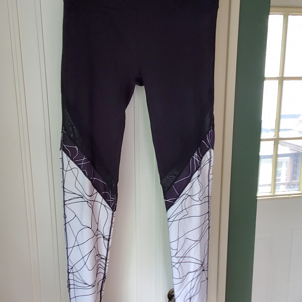 Fabletics Leggings Size Medium